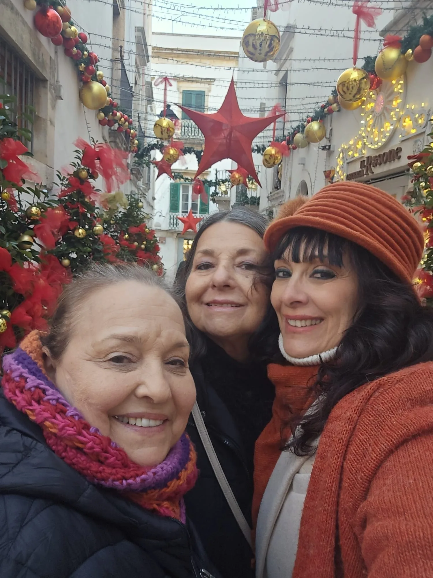 margherita-christmas-tour-in-italy